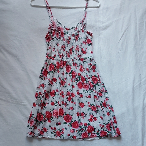 Floral Print Dress - Picture 2 of 3